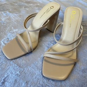 Heels color Cream